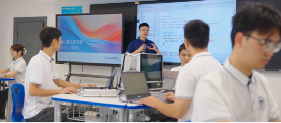 专业教学利器上新,长沙民政鸿蒙创新实训室迎来在鸿实验箱圆满交付